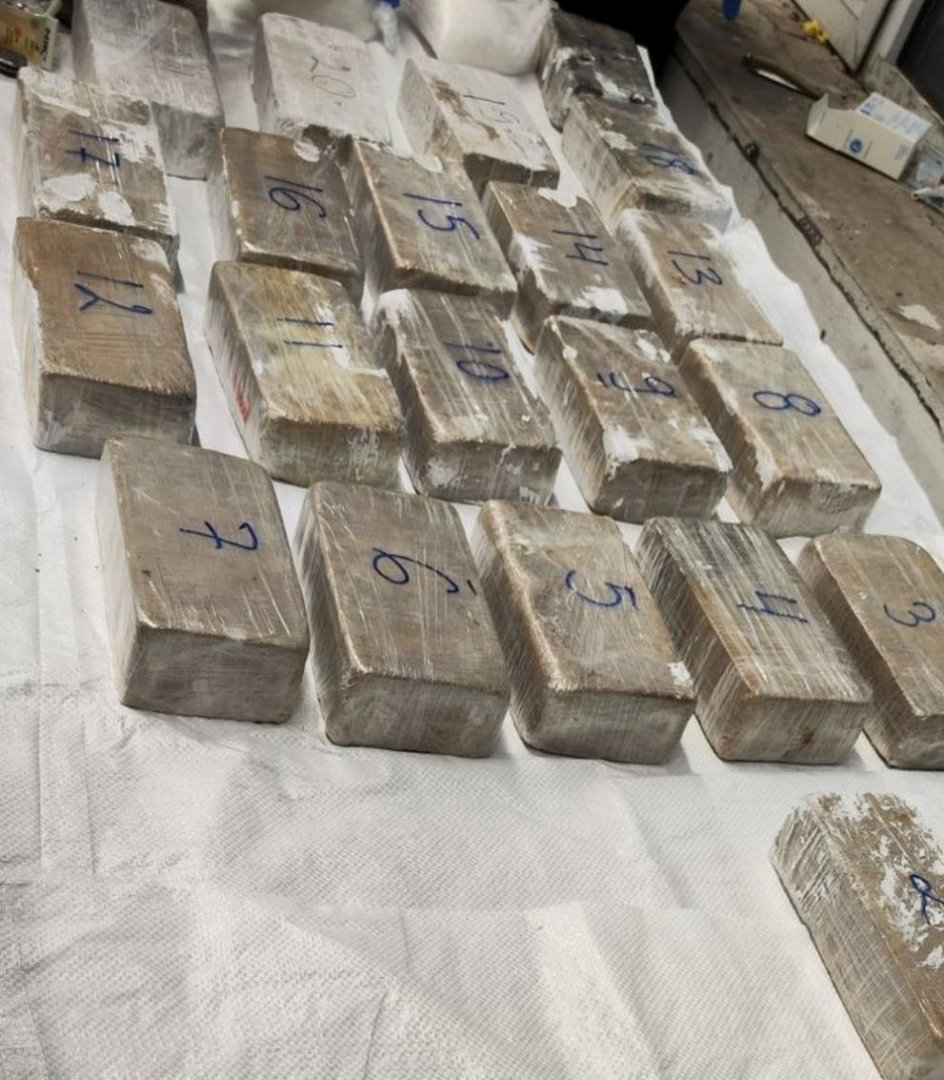 Откриха над 28,5 кг наркотици в кутии с латексна боя на ГКПП „Малко Търново“ - E-Burgas.com