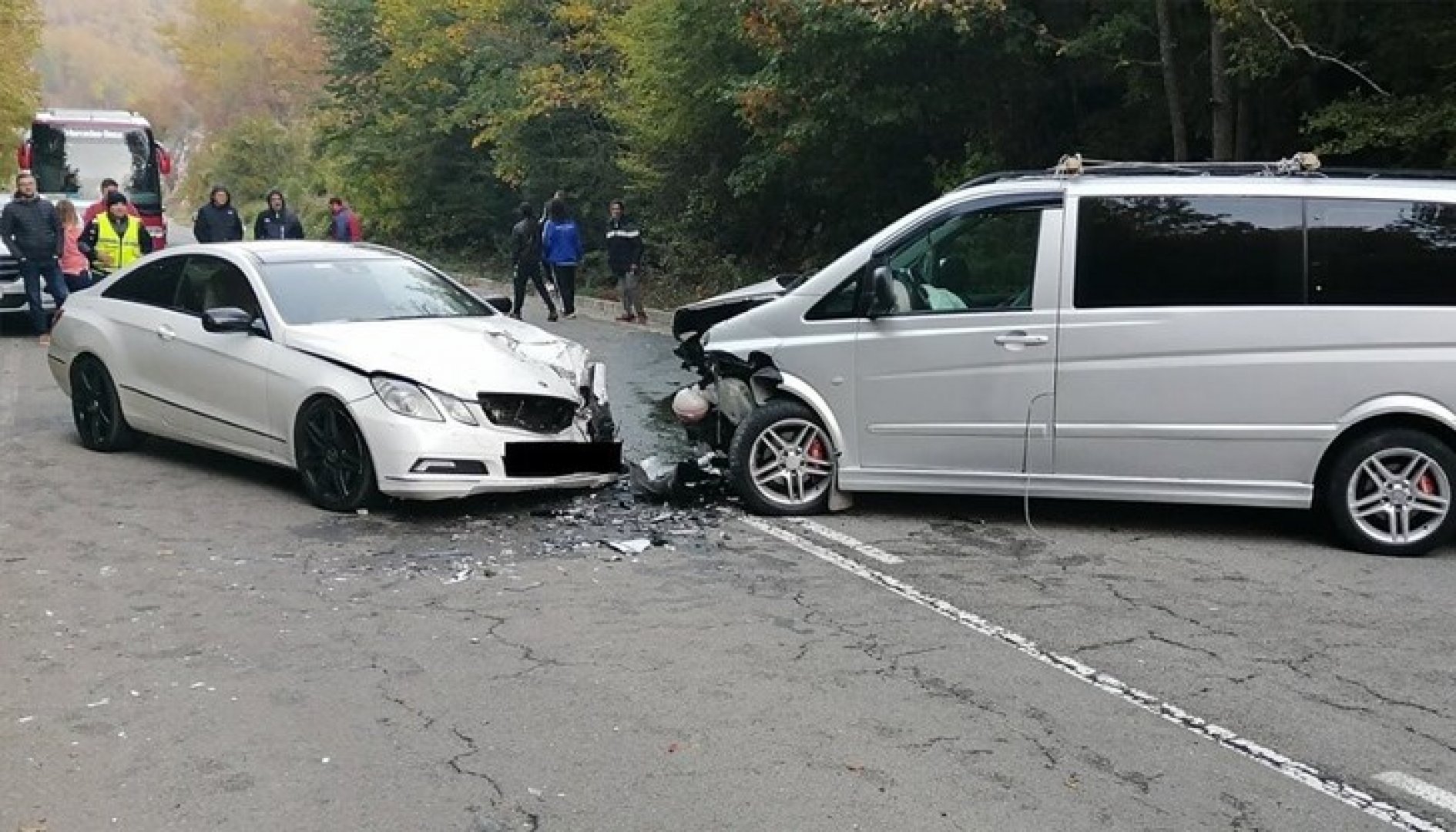 Катастрофа блокира частично пътя Бургас - Малко Търново - E-Burgas.com