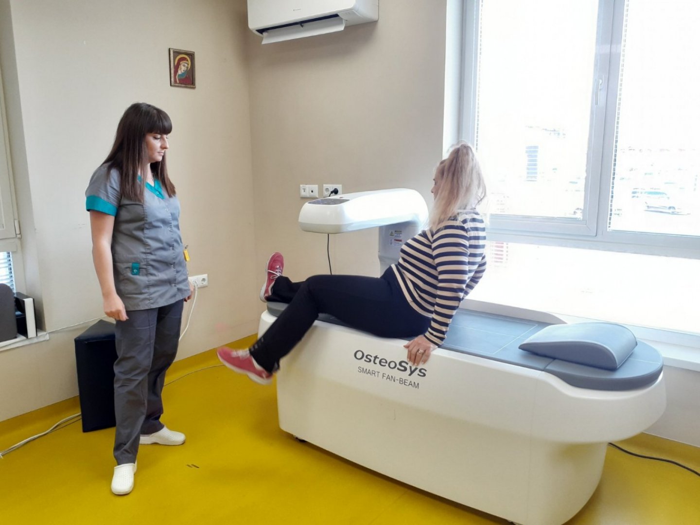 Започна безплатна профилактична кампания срещу остеопороза в Бургас - E-Burgas.com