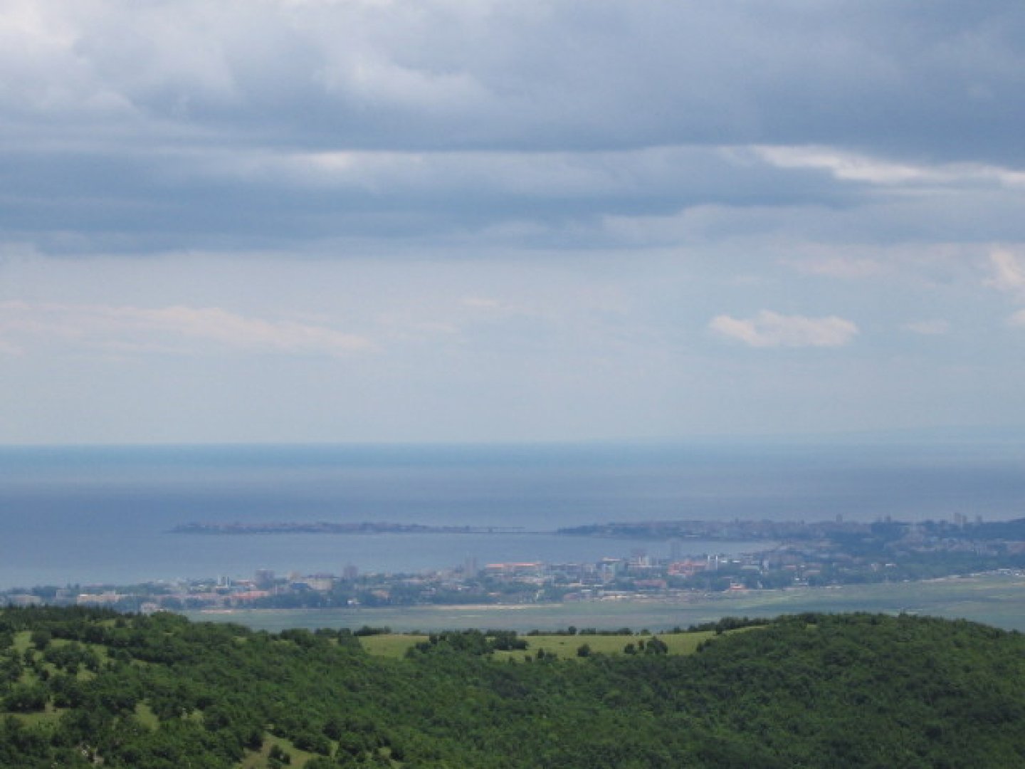 Хамаци, панорамен далекоглед и соларни панели за бъдещата екопътека Кошарица - Плазовец - E-Burgas.com