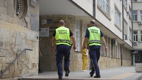Над 3000 полицаи ще следят за нарушения на пътя по празниците  - E-Burgas.com
