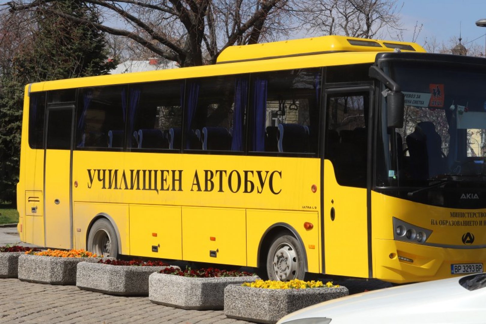 Правителството отпусна 44 млн. лв. за закупуване на училищни автобуси  - E-Burgas.com