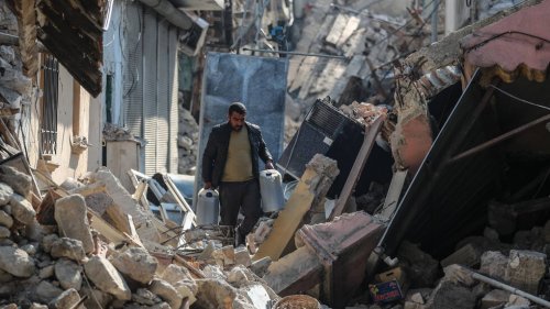 Прокуратурата показа плашещи „находки“ от дома на извършителя на взрива (Снимки) - E-Burgas.com