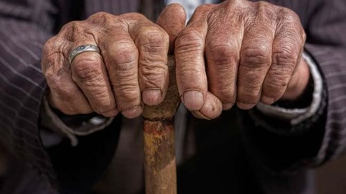 Бургаските пенсионери с по-лесен достъп до ваксините - E-Burgas.com