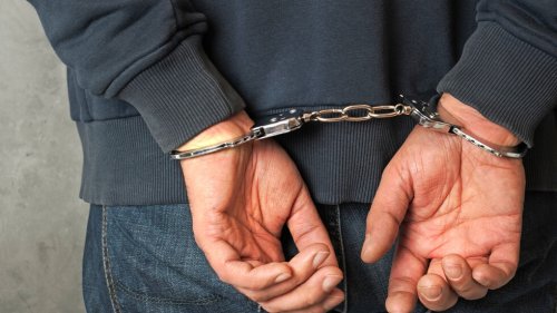 Арестуваха петима за трафик на хора с цел сексуална екплоатация - E-Burgas.com