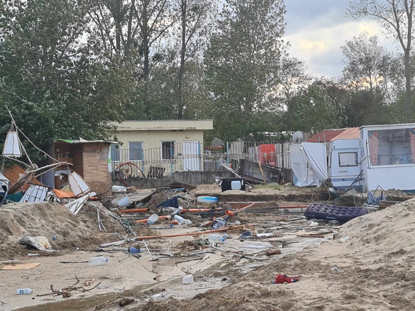 След потопа по Черноморието:Какво остана след водната стихия в 