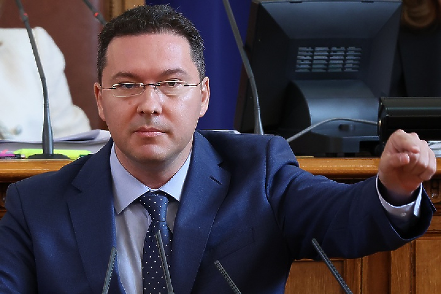 Половината българи не искат да бъдат връщани тежките мерки срещу Covid-19 от пролетта - E-Burgas.com