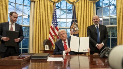 Притискат собствениците на стари сгради в Бургас да ги обезопасят  - E-Burgas.com