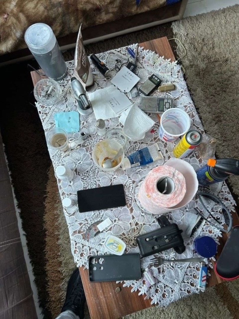 Удар в „Победа“: Криминалната полиция разби нарколаборатория в двуетажна къща на ул. „Велека“ - E-Burgas.com