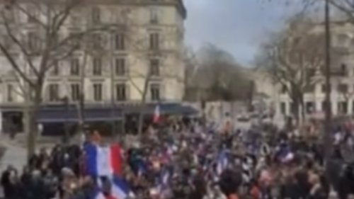 Забраняват излизането от дома при 100 положителни проби COVID-19? - E-Burgas.com