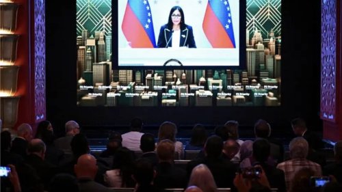 Задържаха трима криминално проявени в 