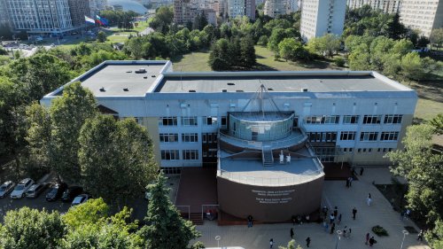 Мистерията със самолета се заплита, откриха го изоставен на летището до село Буховци - E-Burgas.com