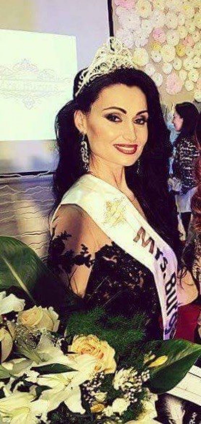 Титлата „Мисис Бургас” ме задължава да бъда още по- взискателна към себе си, признава носителката на титлата Мая Великова - E-Burgas.com