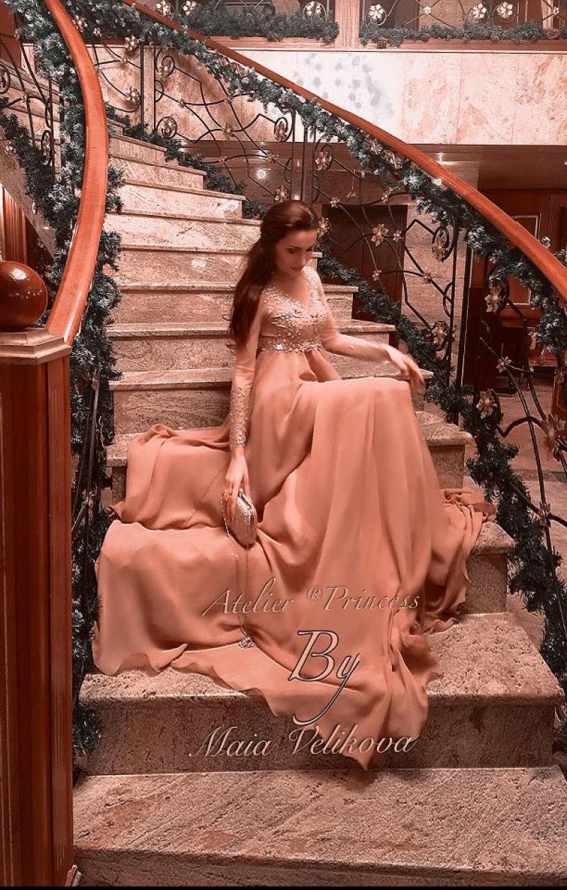 Мисис Бургас 2016 споделя тайните на приказната рокля - E-Burgas.com