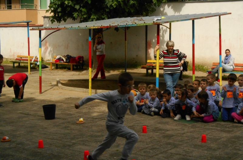 Над 4000 бургаски деца се включиха в спортните и задравословни празници (Снимки) - E-Burgas.com