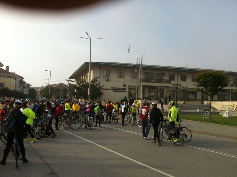 Колоездачи от Приморско се включиха в Международна велообиколка - E-Burgas.com