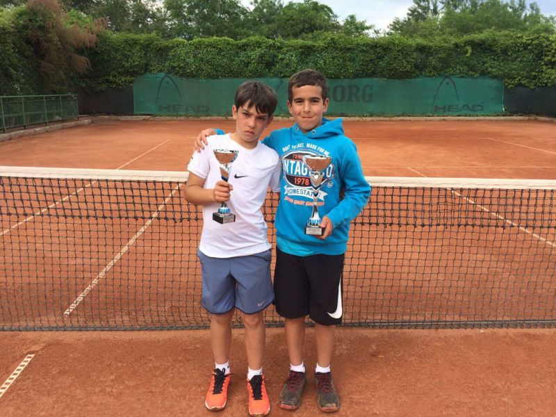 Триумф на двойки на тенисистите от Черноморец на домашния турнир в Бургас - E-Burgas.com