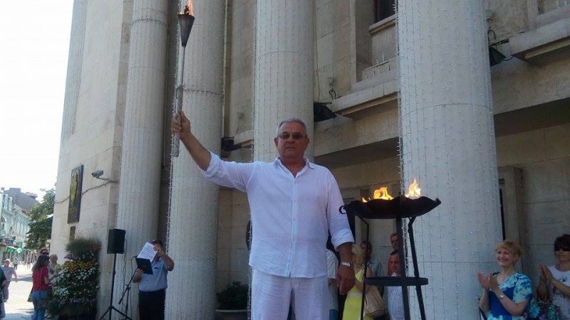 Олимпийският огън пристигна в Бургас - E-Burgas.com