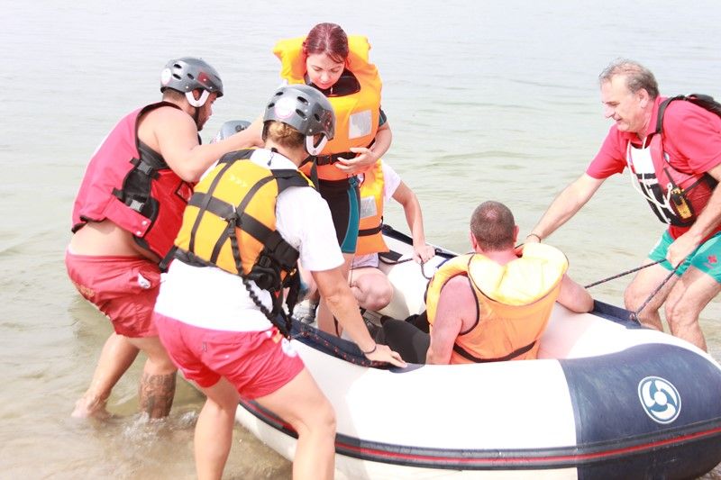 Вижте как доброволци от БЧК реагират при пожар на кораб с бедстващи хора (Видео и снимки) - E-Burgas.com