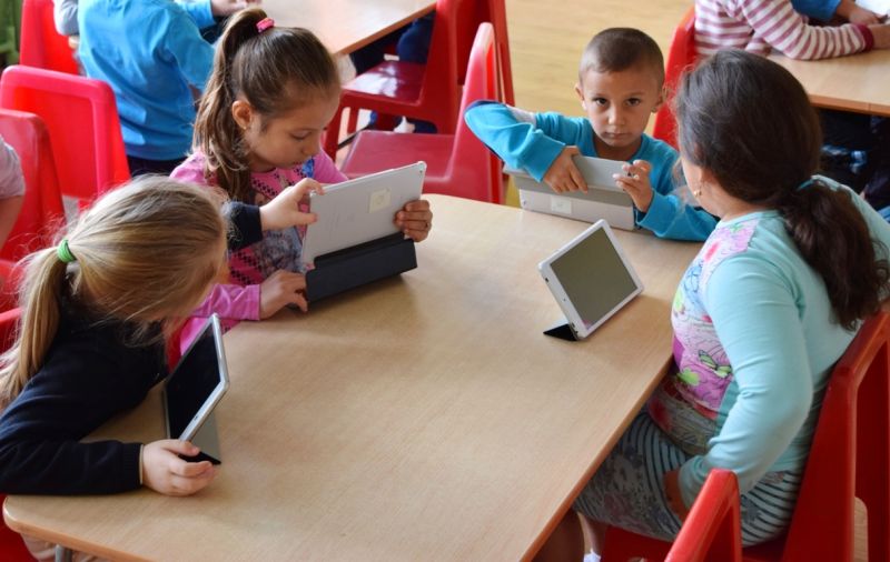 Браво! Децата в Бургас ще учат компютри още в градината  (снимки)  - E-Burgas.com