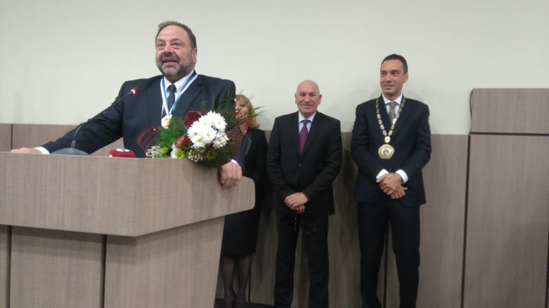 Четирима нови почетни граждани в Бургас (Снимки) - E-Burgas.com