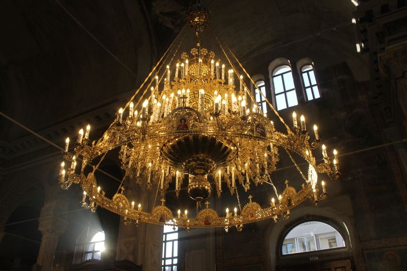 110 години по-късно: Храм „Св. св. Кирил и Методий“ бе осветен отново (снимки)  - E-Burgas.com