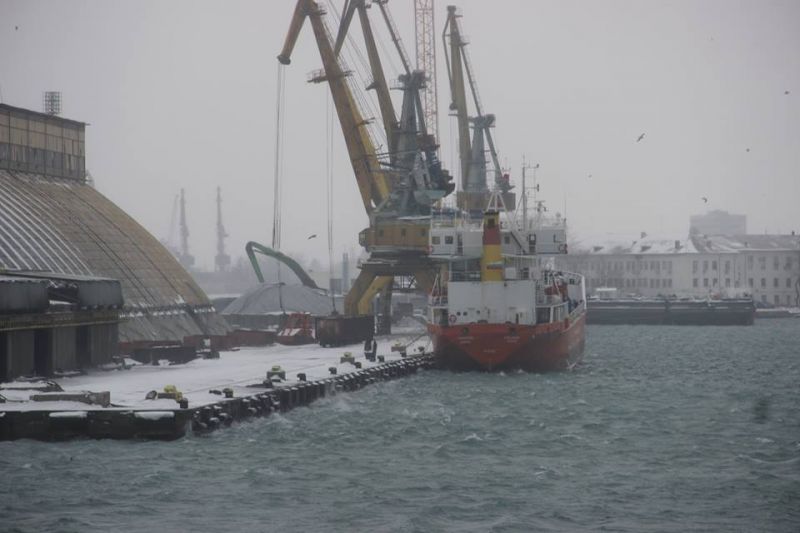 Пристанище Бургас в момента, Снимка Катя ПЕНЕВА
