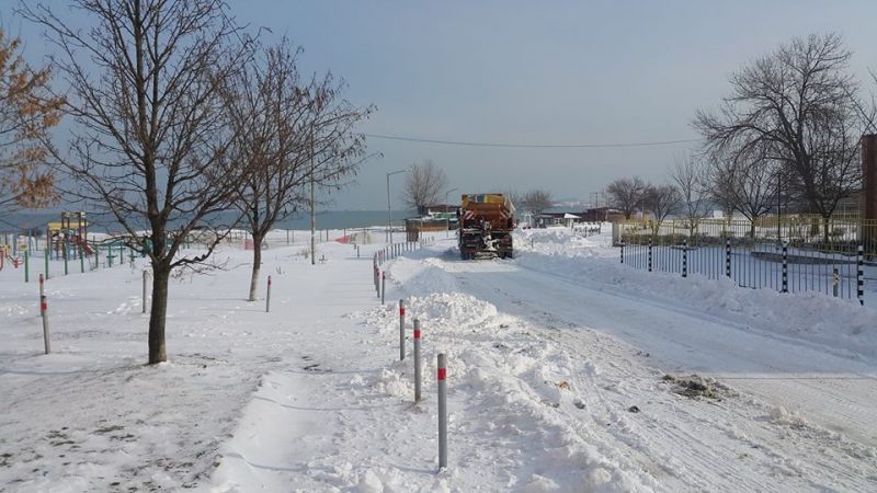 Снежни преспи по метър и половина в Крайморие (снимки)  - E-Burgas.com