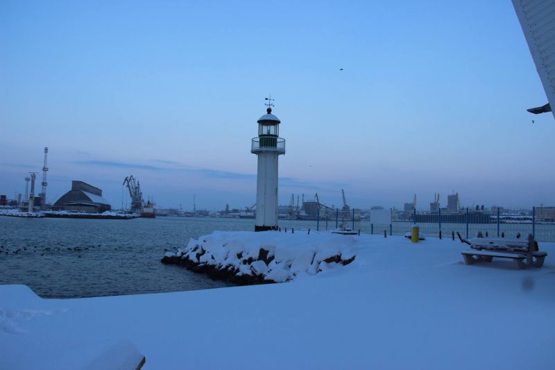 Вижте снежното бургаско пристанище  - E-Burgas.com