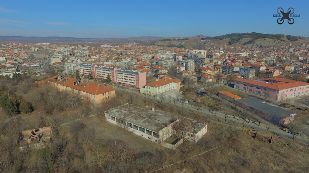 Айтозлии вече могат официално да дават предложения за бъдещия квартал, вижте мястото отвисоко (Снимки) - E-Burgas.com