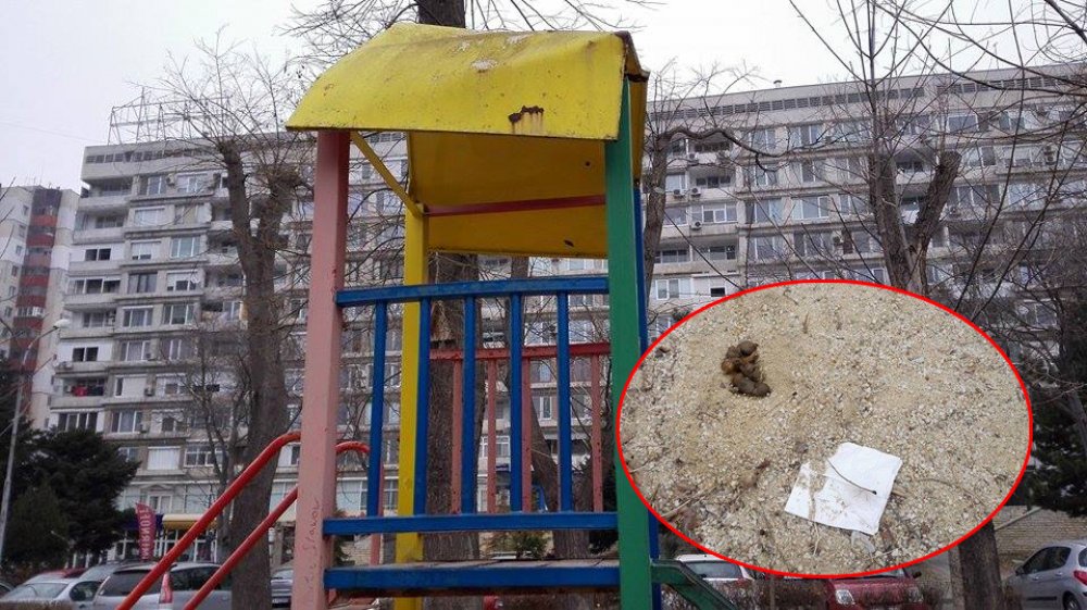 Вижте на какво прилича детска площадка в центъра на Бургас, майки искат ремонт и почистване (Снимки) - E-Burgas.com