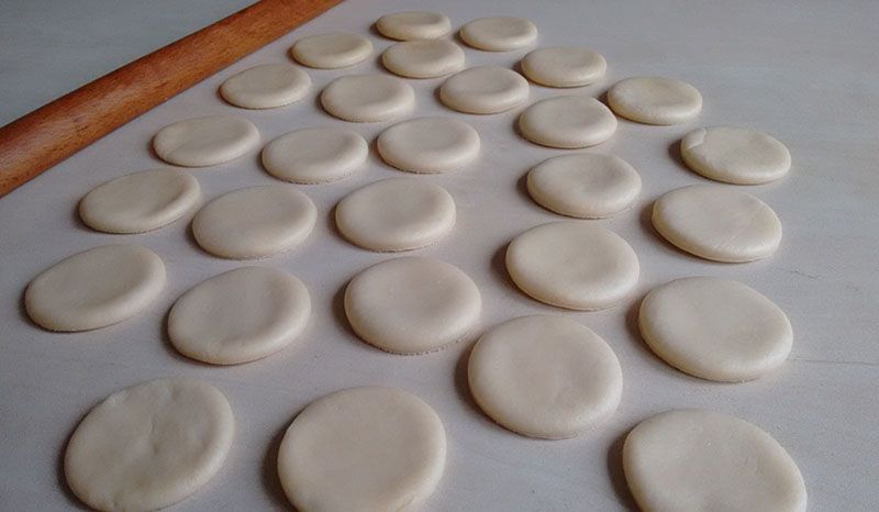 Уикенд кухня - как се правят соленки с орехи и маково семе - E-Burgas.com