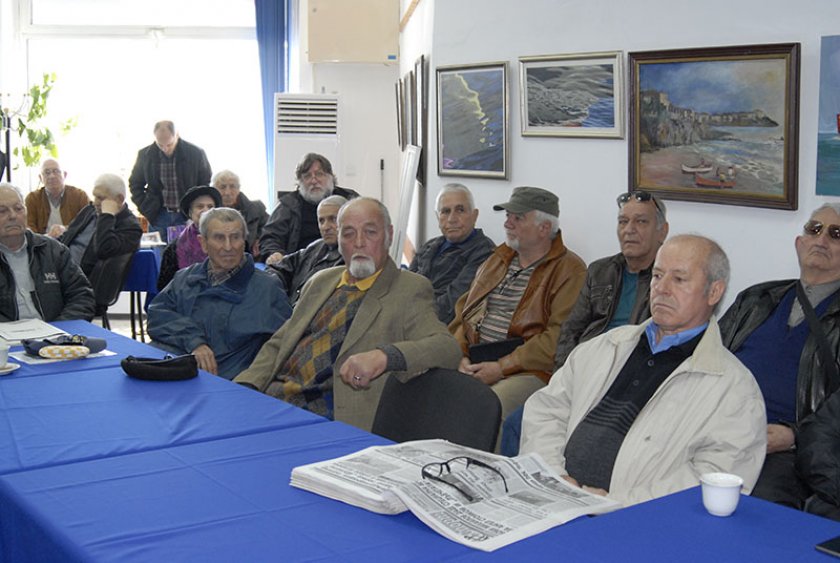 Моряците-ветерани в Бургас отбелязаха тържествено годишнината от създаването на Океански риболов /снимки/ - E-Burgas.com