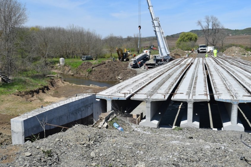Мостовете на Веселие и Ново Паничарево ще са готови за лятото (снимки)  - E-Burgas.com