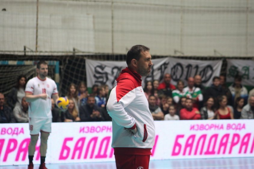 10 години по-късно Нефтохимик отново е господар на волейбола, „Младост“ се оказа тясна за шампионския мач - E-Burgas.com