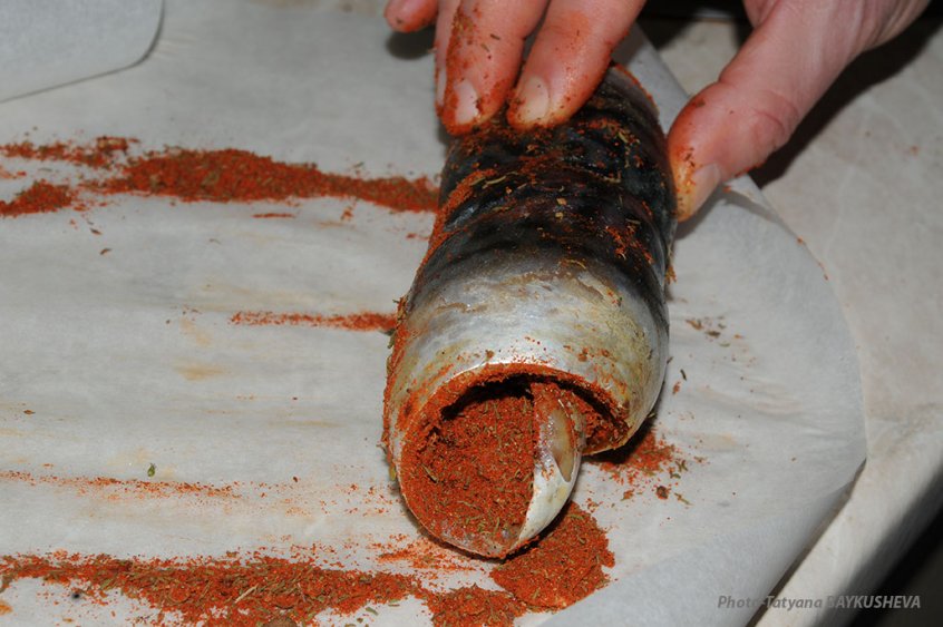 Уикенд кухня: Как се прави рибен салам от скумрия по бургаски - E-Burgas.com