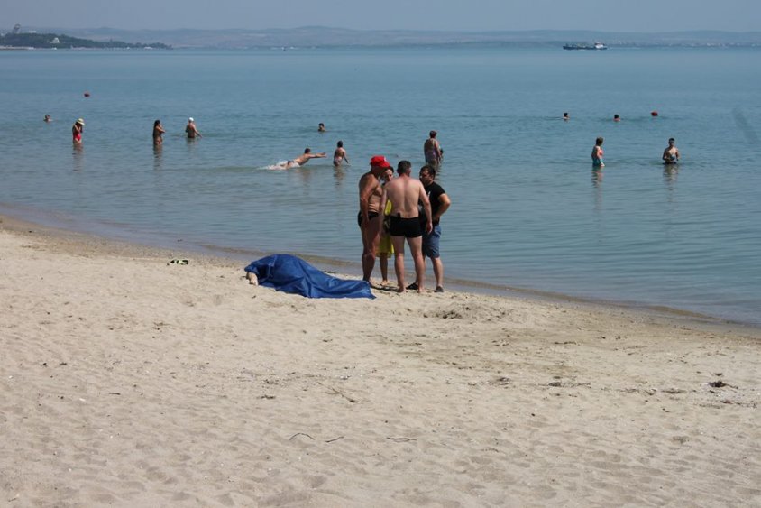 Трагедия в Крайморие: Възрастна рускиня издъхна на плажа  - E-Burgas.com
