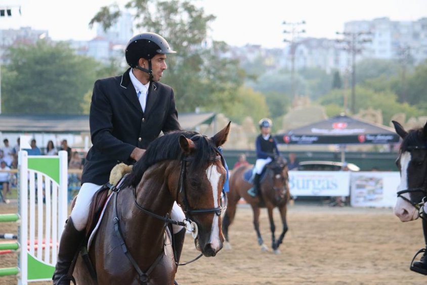 Вижте елитните коне и техните ездачи на Фестивала на конния спорт в Бургас /галерия/ - E-Burgas.com