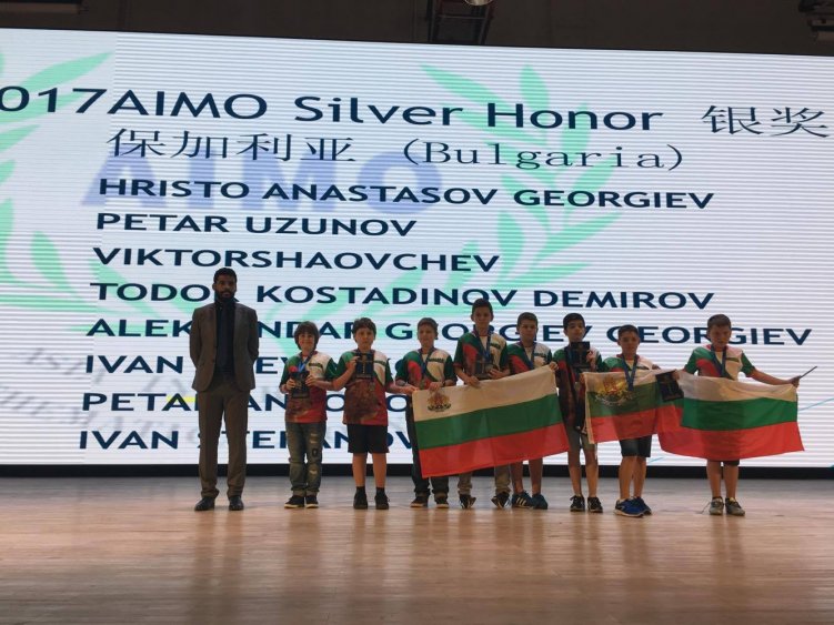 Бургаска гордост: Виктор Шаовчев прелетя 9000 км. на рождения си ден за сребърен медал от Куала Лампур - E-Burgas.com