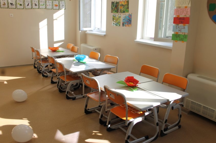 За чудо и приказ: Ето как изглежда отвътре най-новото училище в Бургас (галерия)  - E-Burgas.com