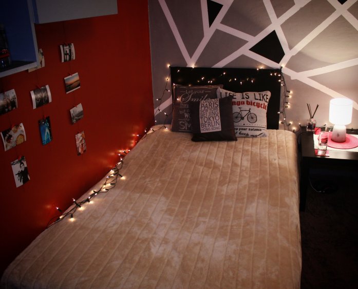 Аплодисменти! Млад бургазлия сам преобрази стаята в общежитието си в Студентски град (снимки) - E-Burgas.com