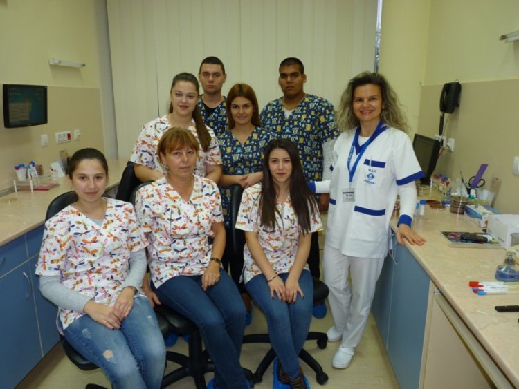 Лаборатория „ЛИНА” отвори врати за бъдещите медицински сестри от Университет „Проф. д-р Асен Златаров” - E-Burgas.com