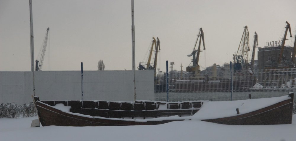 Вижте снежното бургаско пристанище! - E-Burgas.com