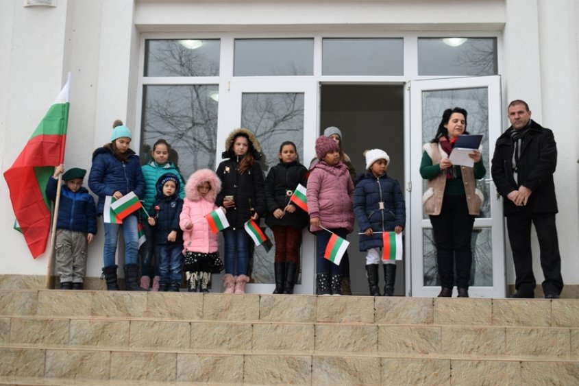 Община Приморско отбеляза 140 годишнината от свободата на България - E-Burgas.com