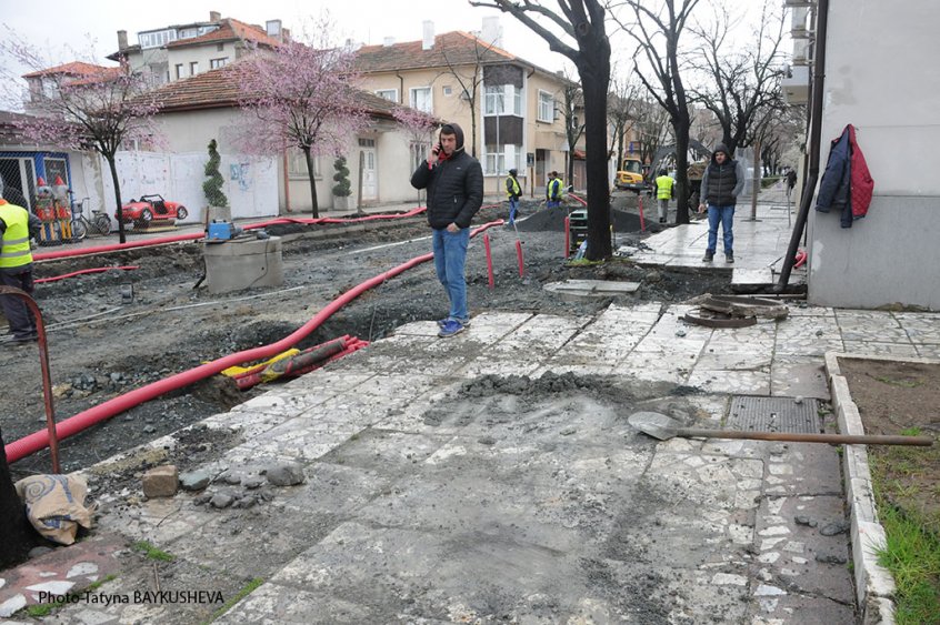 Ето как напредва реконструкцията на центъра в Царево /снимки/ - E-Burgas.com