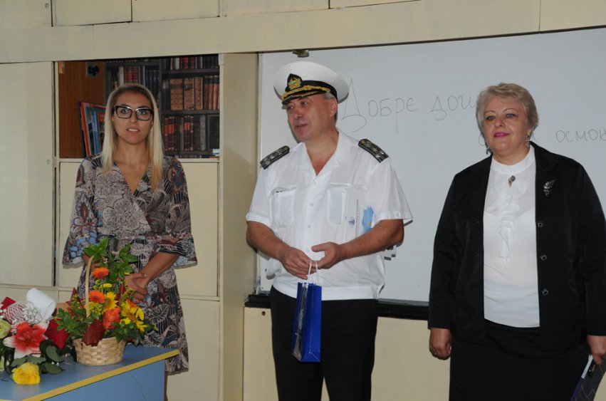 47 осмокласници стартираха морското си образование в Бургас  - E-Burgas.com