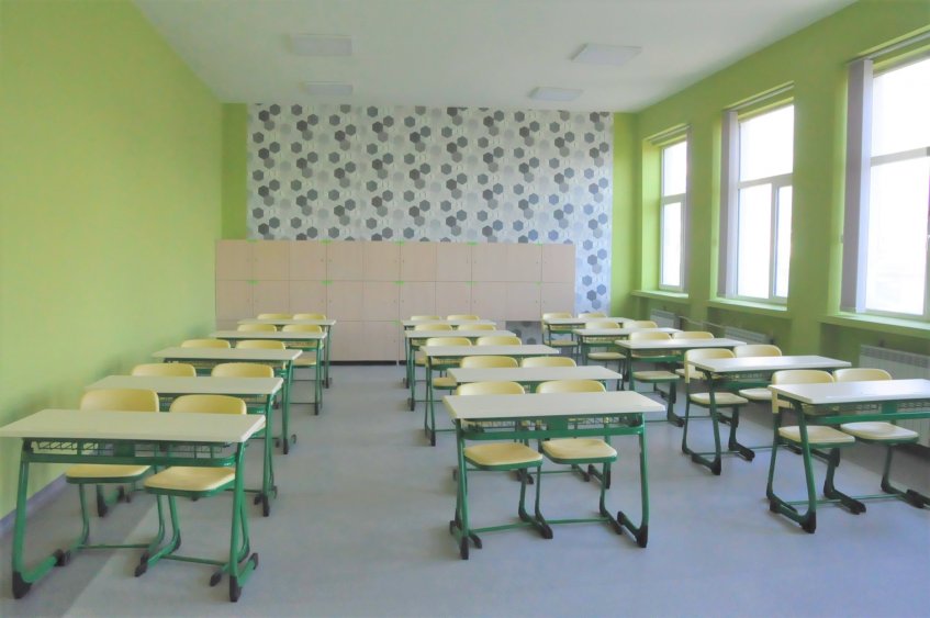 ПМГ и Френската започват учебната година с 11 обновени класни стаи (Снимки) - E-Burgas.com