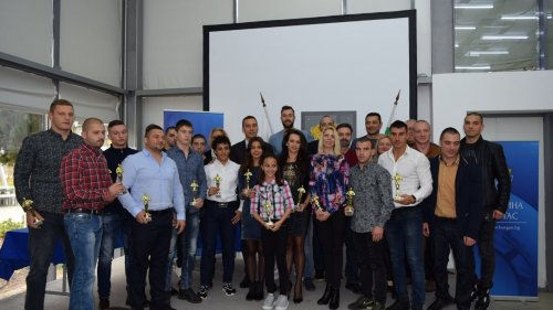 Наградиха най-изявените спортисти в Бургас (СНИМКИ) - E-Burgas.com