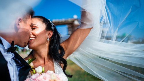 Научете „Какво е важно да знаем преди да ангажираме нашия сватбен фотограф“ на Grand Wedding Expo - E-Burgas.com