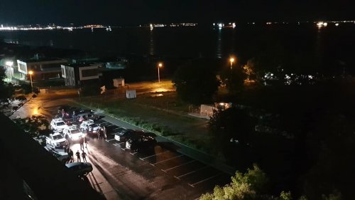 Екшън в Крайморие: Полицията разтури абитуриентски купон след масов бой  - E-Burgas.com